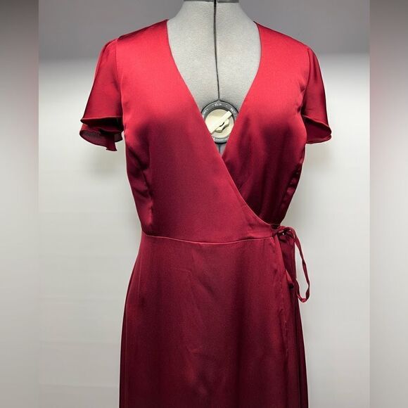 Show Me Your MuMu Noelle Wrap Dress in Ruby Luxe Satin S - Picture 2 of 15